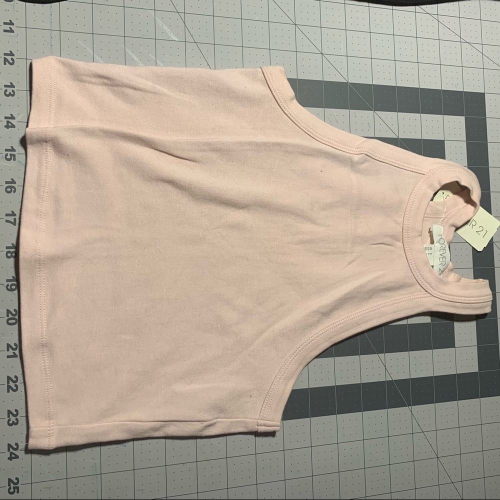 Tops - Picture 3 of 7